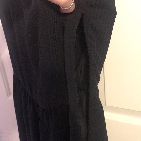 Dress - Picture 4 of 5